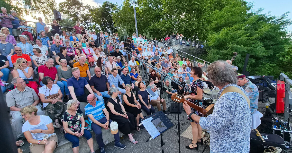 Koblenz Cultural Stages: Thunderstorm threatens: Concert on the Rhine ...
