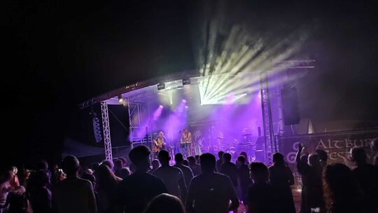 Musik, Dunkelheit und Lichter sorgten für eine tolle Kulisse.