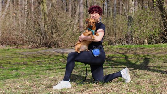 Nadine Ilg aus Nauort ist sportbegeistert. Durch "Fit mit Pfote" kann sie selbst etwas für ihre Gesundheit tun und gleichzeitig
