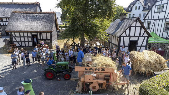 Beim Museumsfest „Ernte wie früher“ im Landschaftsmuseum in Hachenburg war allerhand los.