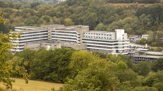 Wie geht es am Klinikum Idar-Oberstein weiter? Die Suche nach einem neuen Betreiber wird auch politisch diskutiert.
