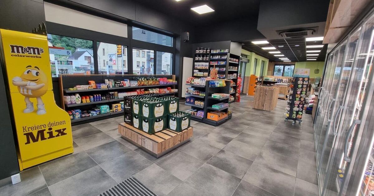 Interior renovated: The petrol station in Tiefenstein now also has a ...