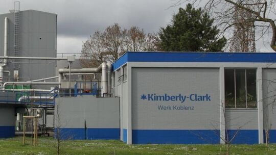 Das Werk des Hygienepapierherstellers Kimberly-Clark in Koblenz-Kesselheim