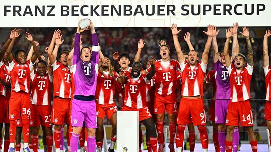 VfB Stuttgart - Bayern München VfB Stuttgart - Bayern München