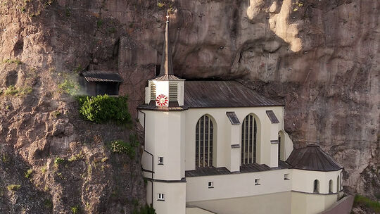 Fördermittel sollen für eine touristische Aufwertung des Zugangsbereichs zur Idar-Obersteiner Felsenkirche genutzt werden.