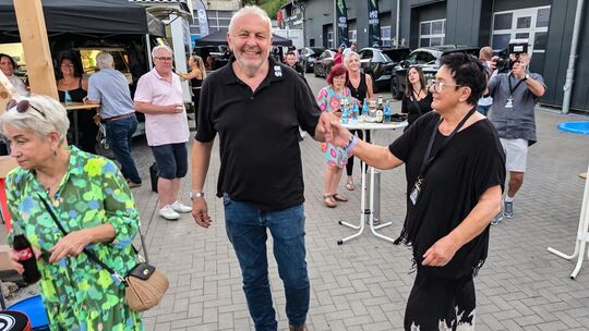 Georg Spies bleibt an den Veranstaltungstagen gerne im Hintergrund. Beim überragend besuchten ABBA-Tribute-Konzert am vergangene