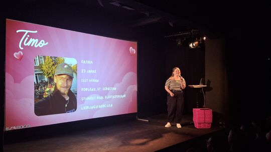 Kadda stellt Timo vor: Bei der ersten Koblenzer Match Night werden acht Singles von Freunden, der Cousinen oder dem WG-Mitbewohn