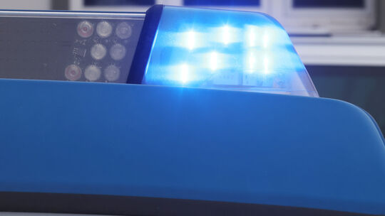 Am Freitagnachmittag fanden Beamte der Polizei Siegen zwei stark verweste Leichen in einer Weidenauer Wohnung.