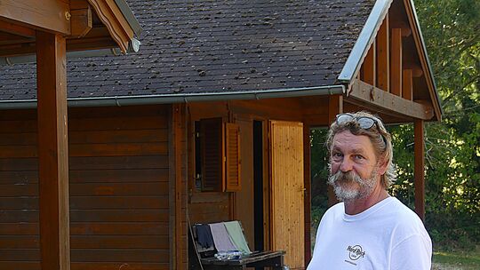 Thomas Geib, Vorstandsmitglied der Spvgg. Teufelsfels, freut es, dass das Jugenddorf Teufelsfels so gut angenommen wird. Thomas Geib, Vorstandsmitglied der Spvgg. Teufelsfels, freut es, dass das Jugenddorf Teufelsfels so gut angenommen wird.