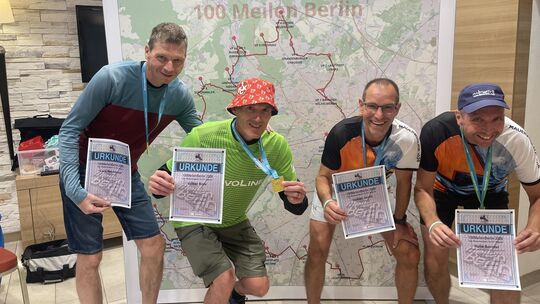 Erreichten allesamt das Ziel der 100 Meilen von Berlin: die Nahe-Läufer (von links) Lars Neuhäusel, Volker Bohr, Stefan Jacob un Erreichten allesamt das Ziel der 100 Meilen von Berlin: die Nahe-Läufer (von links) Lars Neuhäusel, Volker Bohr, Stefan Jacob un