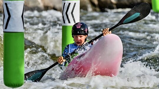 Hat sich in dieser Saison international auf den Kajak-Cross mit seinen gut gepolsterten Toren konzentriert: Katharina Neßelträge