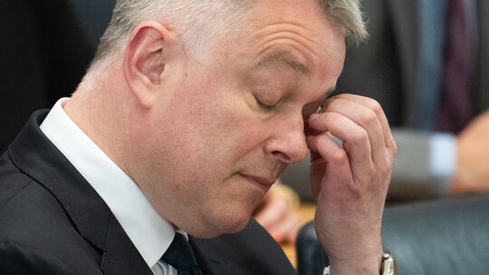 Gordon Schnieder (CDU) ist seit 100 Tagen Ministerpräsident von Rheinland-Pfalz. Seine Arbeit können oder wollen viele aber noch