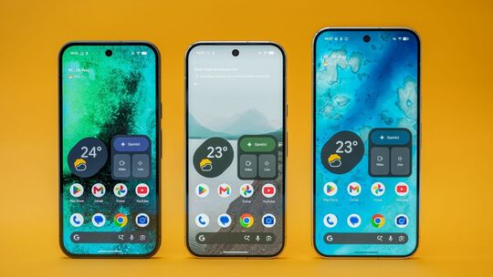 Das Google Pixel 11, Pixel 11 Pro und Pixel 11 Pro XL von vorne Das Google Pixel 11, Pixel 11 Pro und Pixel 11 Pro XL von vorne