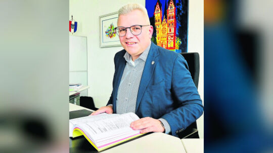 Der Limburger Bürgermeister Marius Hahn (SPD) hat am Mittwoch seinen Rückzug aus dem Amt angekündigt.