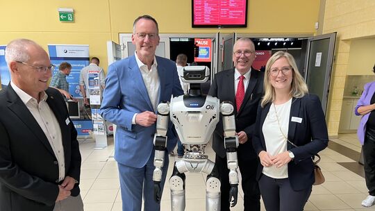 Auch der neue rheinland-pfälzische Wirtschaftsminister Michael Ebling (2. von links) kam zum Mittelstandstag nach Idar-Oberstein
