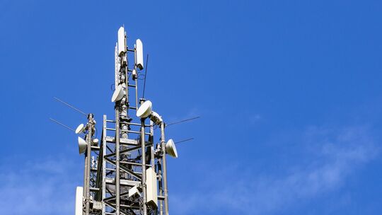 Infrastruktur für mobiles Internet: Mobilfunkmast Infrastruktur für mobiles Internet: Mobilfunkmast