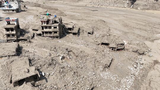 Sturzflut an Grenze zwischen China und Nepal Sturzflut an Grenze zwischen China und Nepal