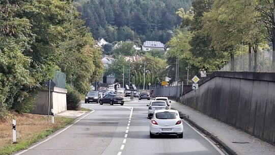 Die Hermsdorfer Straße ist ein viel befahrener Knotenpunkt in Niederlahnstein. Seit Jahren ist hier der Bau eines Kreises geplan