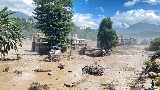 Wie es zu der verheerenden Sturzflut in Nepal kam Wie es zu der verheerenden Sturzflut in Nepal kam