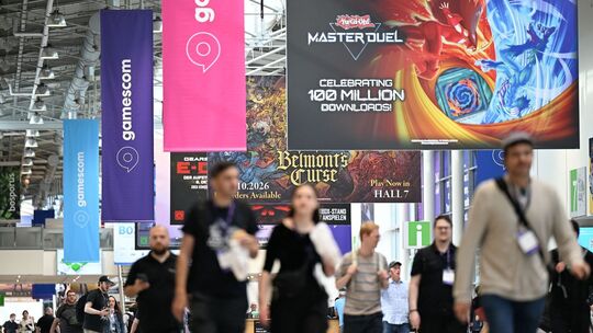 Besucherinnen und Besucher bei der Gamescom 2026 Besucherinnen und Besucher bei der Gamescom 2026