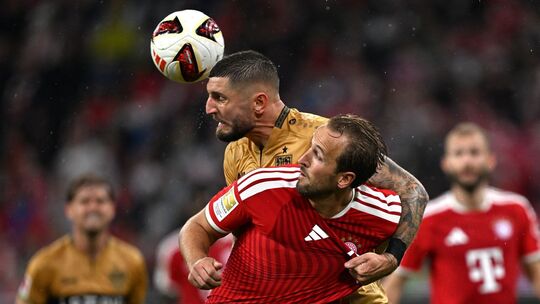 FC Bayern München - VfB Stuttgart FC Bayern München - VfB Stuttgart