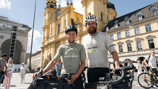 Die Extremsportler Jonas Deichmann und Josefine Rutkowski Die Extremsportler Jonas Deichmann und Josefine Rutkowski