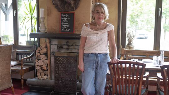 Erst hieß es Burgschenke, seit 2008 ist es das Steakhaus: Ingrid Springer betreibt das Restaurant in Altwied seit mehr als 25 Ja