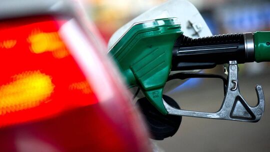 An einer Wittlicher Tankstelle wurde Kraftstoff verwechselt. Zahlreiche Autos, bei denen falscher Sprit im Tank landete, wurden