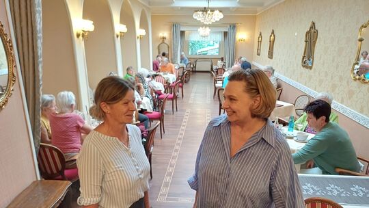 Nicola Hoffmann und Heike Kaiser engagieren sich stark, um die Zukunft des Café Wahl zu sichern.