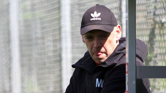 Für den SV Blankenrath um Trainer Mario Weirich geht es nach der Derbyniederlage in der A Staffel 9 am Sonntag in Bullay beim 1: