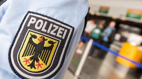 Bundespolizei am Flughafen Frankfurt