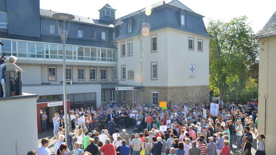 Das war im August 2019 - und so soll es am Mittwoch, 2. September, wieder werden: Die Kirner kämpfen für ihr Krankenhaus.