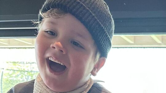 Der fünfjährige Noel leidet an einem sehr seltenen Gendefekt. Seit zwei Jahren wird die Familie durch den Ambulanten Kinder- und