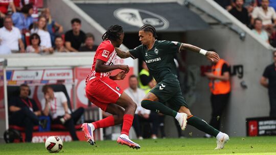 Justin Njinmah von Werder Bremen Justin Njinmah von Werder Bremen