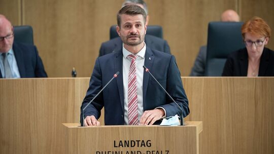 Der rheinland-pfälzische Innenstaatssekretär Dirk Herber