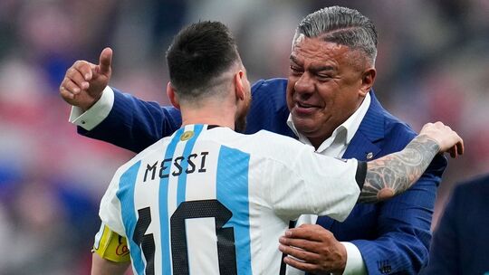 Lionel Messi und Claudio Tapia