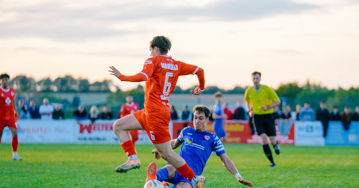 Pokal-Aus gegen Koblenz : Maifeld schafft gegen RWK knappe Stunde ohne ...