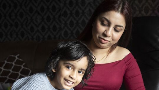 Naila Khokhar kämpft darum, mit ihrer Familie in Deutschland bleiben zu können.