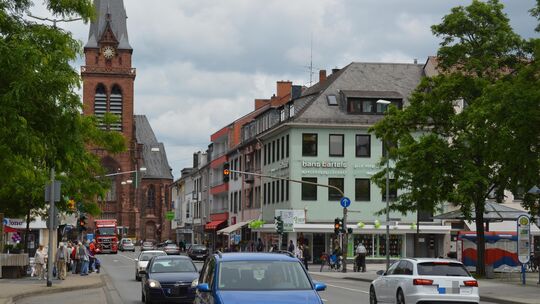 Ein Kreuznacher Dauerthema: der Verkehr. Im Konzept von 2016 wurde erstmals auch ein Handlungskonzept für Fußgänger entwickelt.