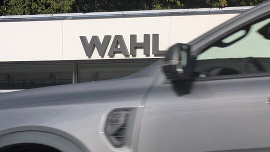Die traditionsreiche Siegener Autohandelsgruppe Wahl, die im Fahrzeughandel sowie der Reparatur von Pkw, Nutzfahrzeugen und Moto