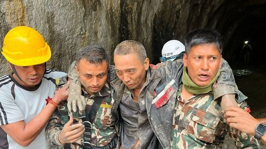 Nach der Sturzflut im Himalaya - Nepal