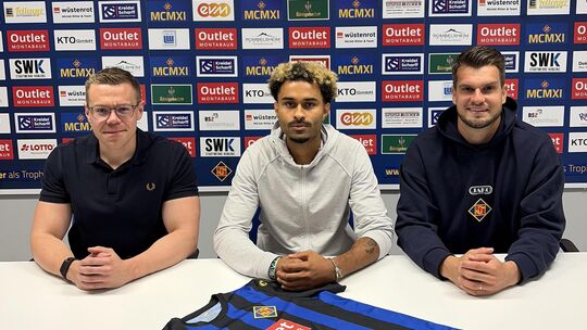 Vorstand Sport Sam-Vincent Graef (links) und der Technische Direktor Damir Grgić haben für die TuS Koblenz noch einmal auf dem T