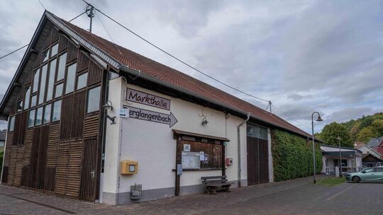 Die Markthalle in Berglagenbach ist der zentrale Ort für Veranstaltungen.