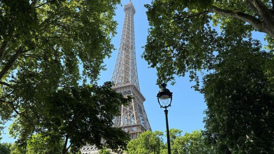 Eiffelturm nach Streit um Mitarbeiterinnen wieder offen