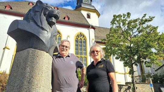Sie wollen weiterhin Politik für Simmern machen – allerdings nicht mehr aus der SPD-Fraktion heraus: Astrid Bach und Kurt Faller