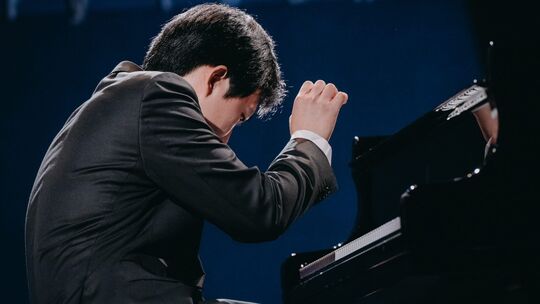 Gichang Lee, Jahrgang 1998, galt in seiner südkoreanischen Heimat schon früh als Wunderkind und wurde für seine Leistungen mehrf Gichang Lee, Jahrgang 1998, galt in seiner südkoreanischen Heimat schon früh als Wunderkind und wurde für seine Leistungen mehrf