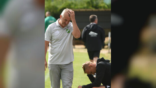 Enttäuscht: Elvir Melunovic (links) und Sascha Witt, die beiden Trainer des SV Alemannia Waldalgesheim.