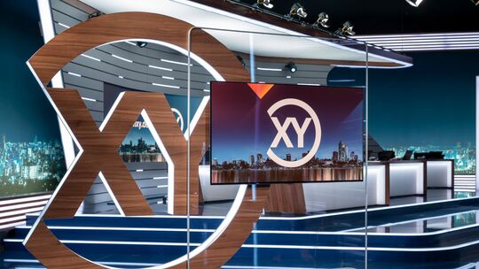 Das ZDF-Studio von "Aktenzeichen XY… Ungelöst" auf dem Bavaria Film Gelände.