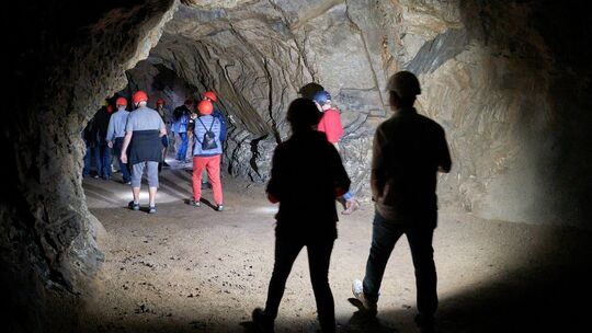 Im August fanden noch Führungen durch die Bunkeranlage, wie hier im Jahr 2023, unter der Festung Ehrenbreitstein statt. Termine