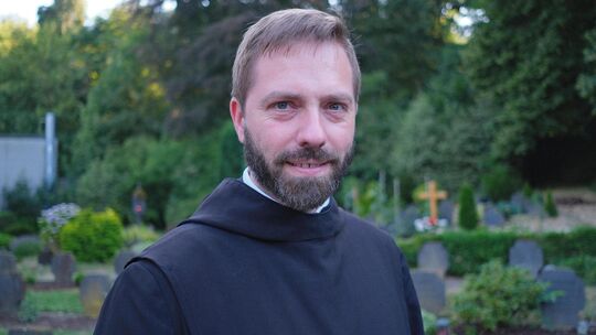 Stephan Oppermann, Benediktinermönch im Kloster Maria Laach Stephan Oppermann, Benediktinermönch im Kloster Maria Laach